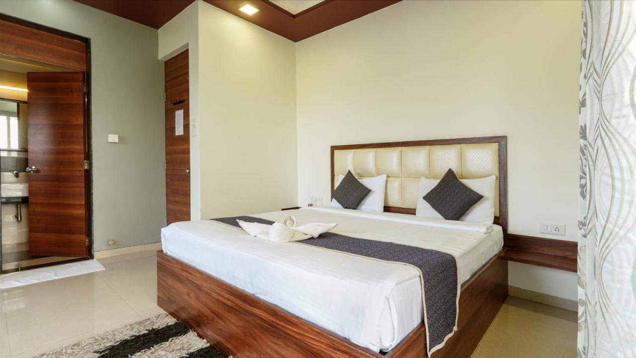 Magnus Vosiv Suites Kalyani Nagar Pune Exterior photo